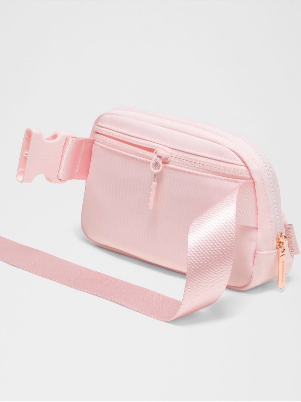 lululemon athletica Everywhere Belt Bag 1L - Soft Pink with Rose Gold Hardware - Picture 4 of 6